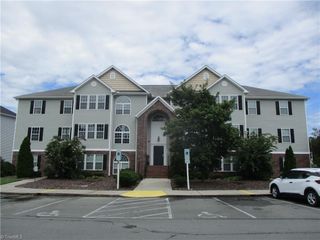 1625 Cherry Blossom Lane 103, Winston-salem, NC 27127
