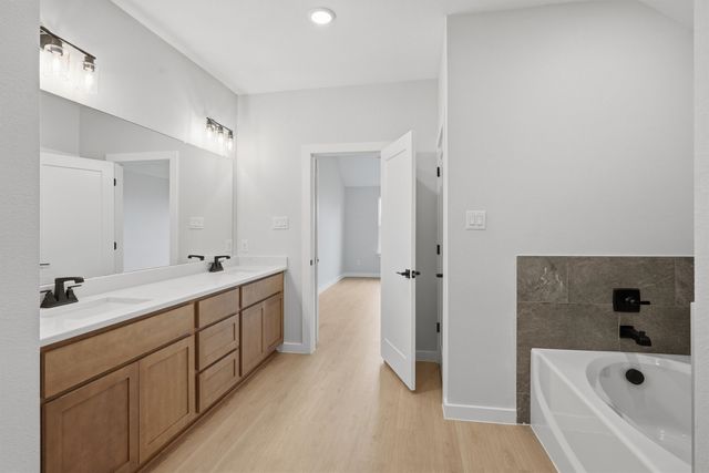 407 E Boyd Avenue, Boyd, TX 76023