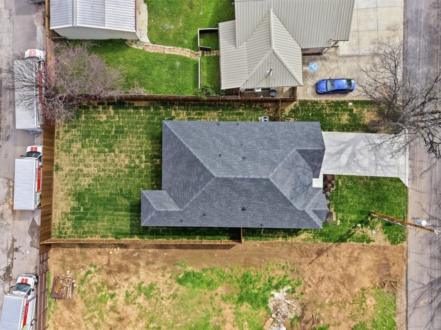 407 E Boyd Avenue, Boyd, TX 76023
