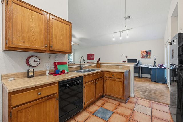 2814 Gettysburg DR, Austin, TX 78745