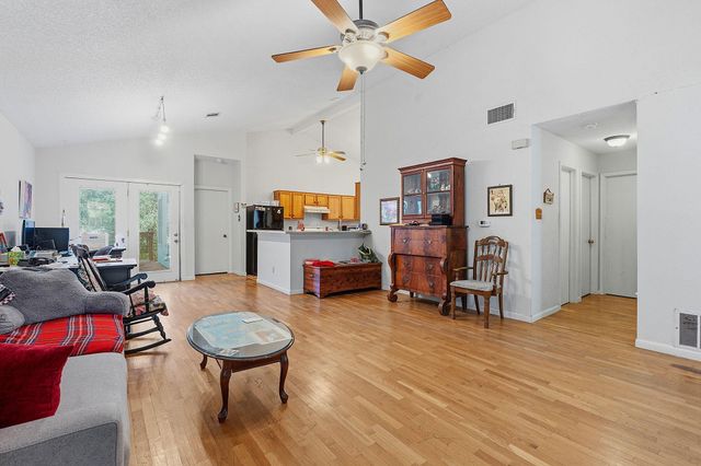 2814 Gettysburg DR, Austin, TX 78745