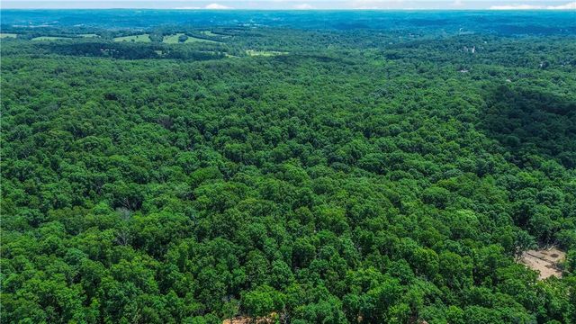 Leith Lane, Bella Vista, AR 72715