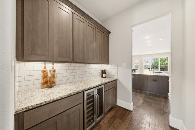 2114 Grand Place Drive, Missouri City, TX 77459