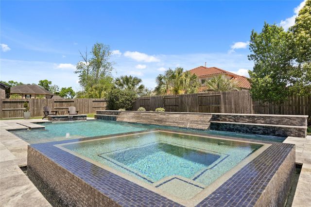 2114 Grand Place Drive, Missouri City, TX 77459