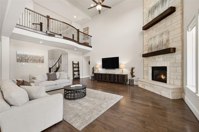2114 Grand Place Drive, Missouri City, TX 77459