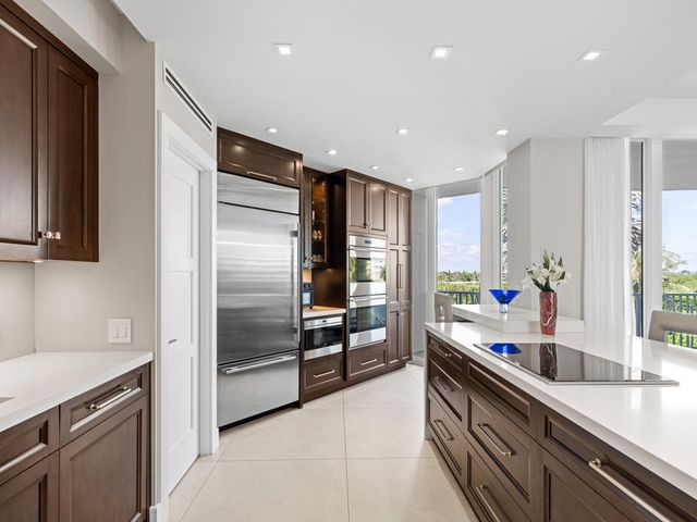 2500 S Ocean Boulevard 3a3, Palm Beach, FL 33480