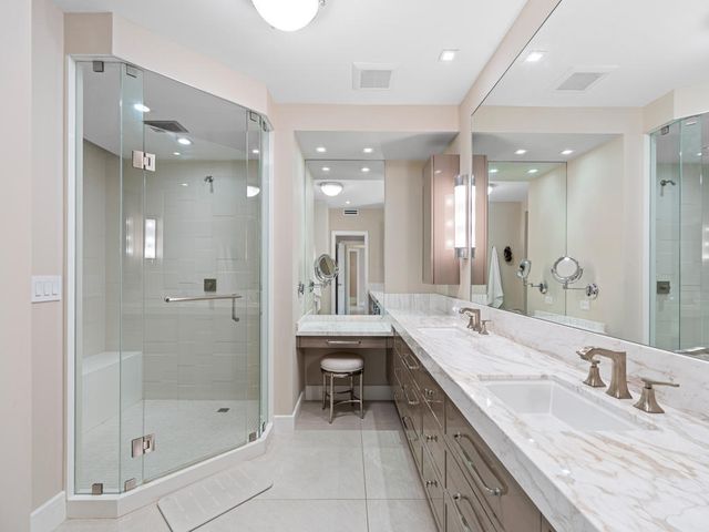 2500 S Ocean Boulevard 3a3, Palm Beach, FL 33480