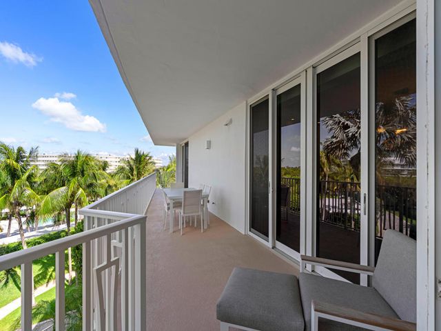 2500 S Ocean Boulevard 3a3, Palm Beach, FL 33480