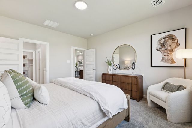845 Rockcloud Drive, Fort Worth, TX 76052
