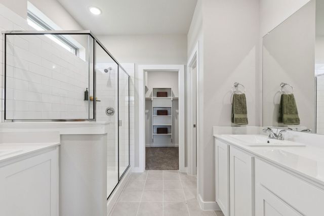 845 Rockcloud Drive, Fort Worth, TX 76052