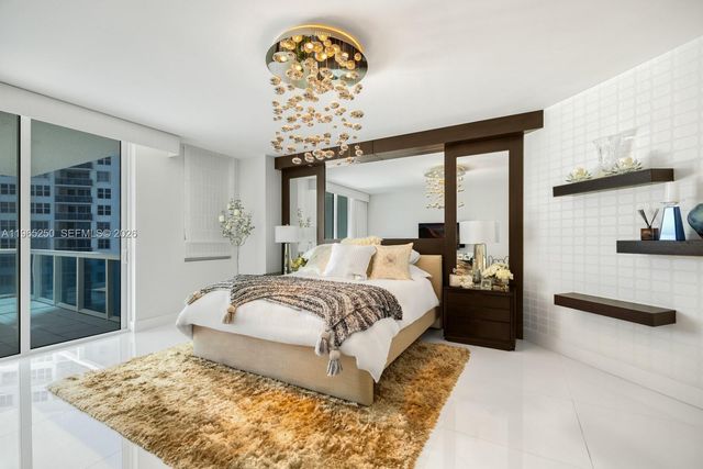 2711 S Ocean Dr 905, Hollywood, FL 33019