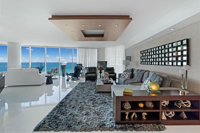 2711 S Ocean Dr 905, Hollywood, FL 33019