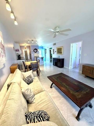 1116 Lake Terrace 114, Boynton Beach, FL 33426