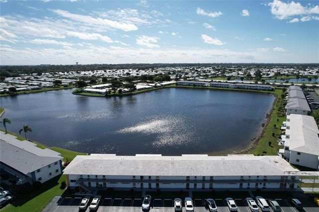 1116 Lake Terrace 114, Boynton Beach, FL 33426