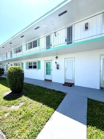 1116 Lake Terrace 114, Boynton Beach, FL 33426