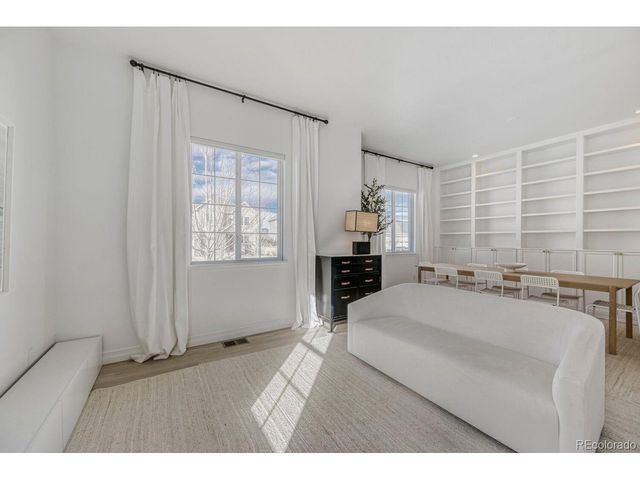 212 Western Sky Cir, Longmont, CO 80501