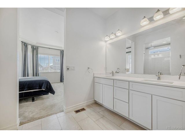 212 Western Sky Cir, Longmont, CO 80501