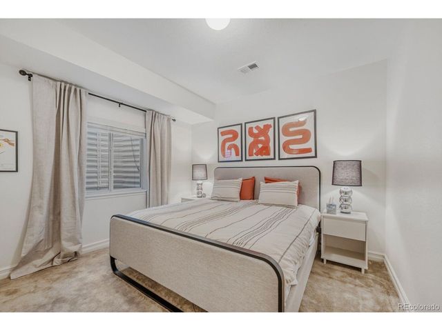 212 Western Sky Cir, Longmont, CO 80501