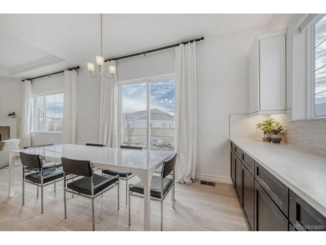 212 Western Sky Cir, Longmont, CO 80501