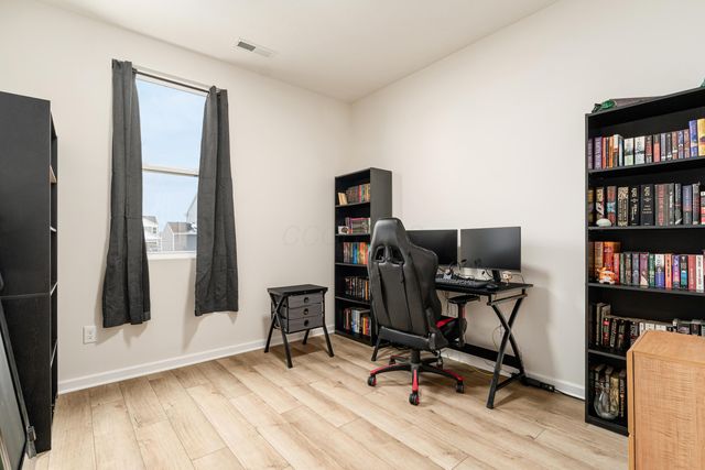 123 Hutchison Street, South Bloomfield, OH 43103