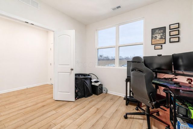 123 Hutchison Street, South Bloomfield, OH 43103