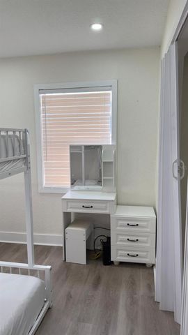 2109 E NAVAJO AVENUE, Tampa, FL 33612