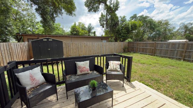 2109 E NAVAJO AVENUE, Tampa, FL 33612