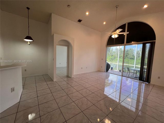 2130 NW 166th Avenue, Pembroke Pines, FL 33028