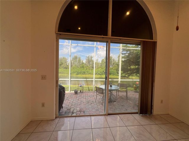 2130 NW 166th Avenue, Pembroke Pines, FL 33028