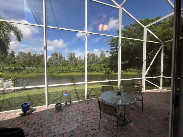 2130 NW 166th Avenue, Pembroke Pines, FL 33028