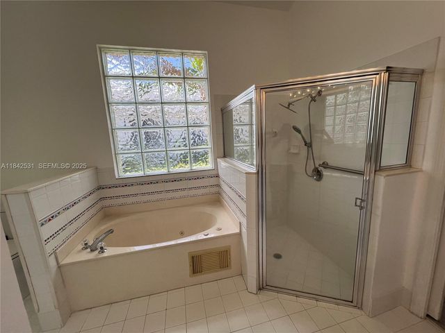 2130 NW 166th Avenue, Pembroke Pines, FL 33028
