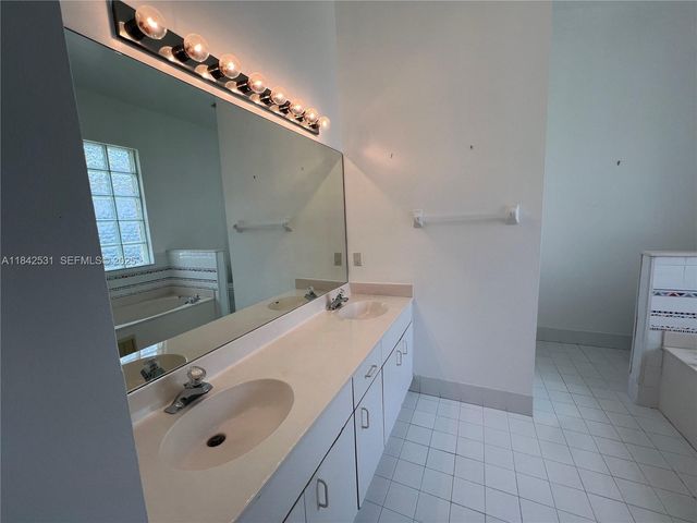 2130 NW 166th Avenue, Pembroke Pines, FL 33028