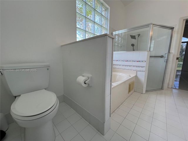 2130 NW 166th Avenue, Pembroke Pines, FL 33028