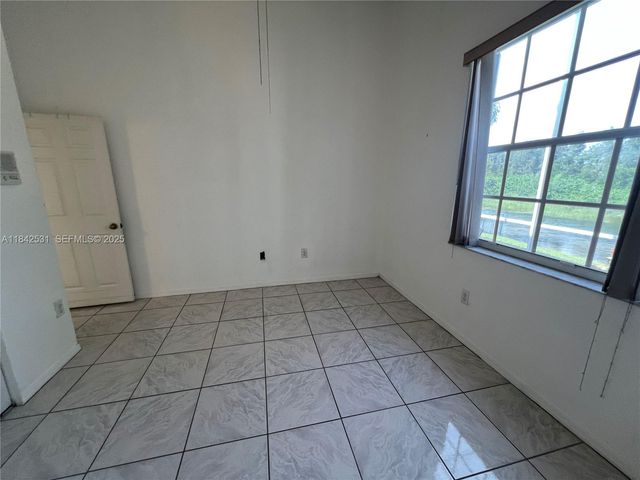 2130 NW 166th Avenue, Pembroke Pines, FL 33028