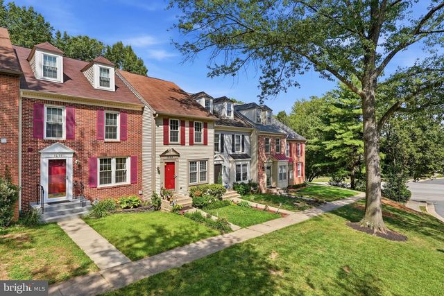 7691 NORTHERN OAKS CT, Springfield, VA 22153