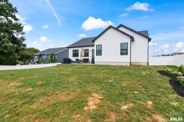 6409 McIntosh Court, Springfield, IL 62711