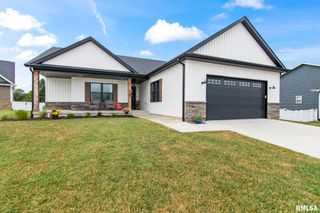 6409 McIntosh Court, Springfield, IL 62711