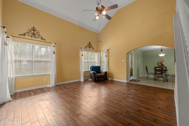 9861 Alexanders Ridge Drive, Olive Branch, MS 38654