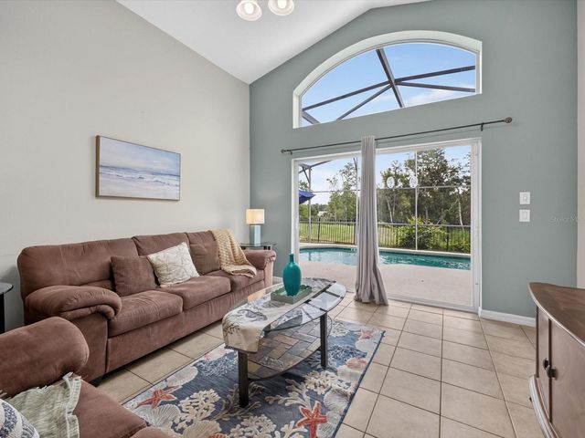 554 PALOMA DRIVE, Davenport, FL 33837
