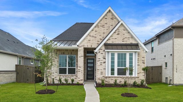 11902 Salty Bend Drive, Mont Belvieu, TX 77523