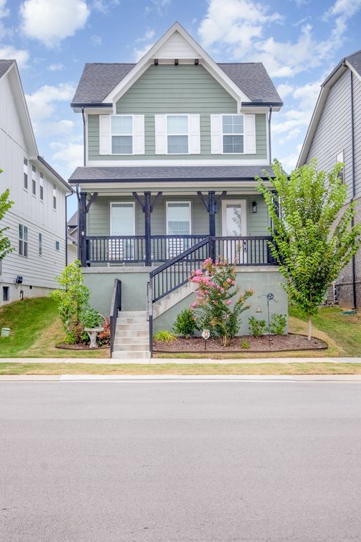 226 Sounder Cir, La Vergne, TN 37086