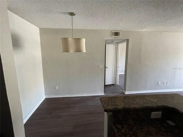 5148 CONROY ROAD 1214, Orlando, FL 32811