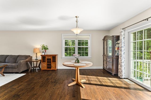 15 Carlton St, Raynham, MA 02767