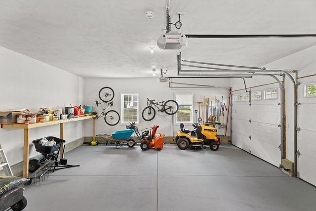 15 Carlton St, Raynham, MA 02767