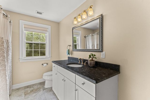 15 Carlton St, Raynham, MA 02767