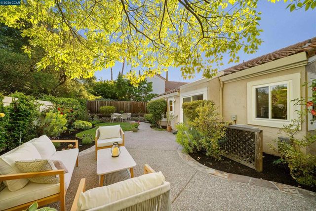 2211 Goldenrod Ln, San Ramon, CA 94582