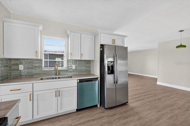 1201 WILD FEATHER LANE, Sun City Center, FL 33573