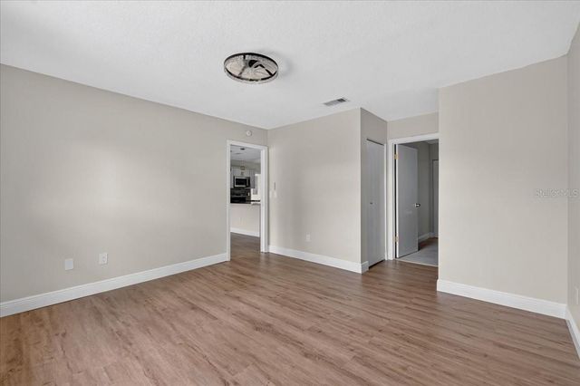 1201 WILD FEATHER LANE, Sun City Center, FL 33573
