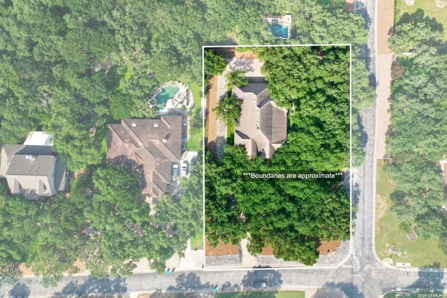 22025 PASEO CORTO DR, San Antonio, TX 78266