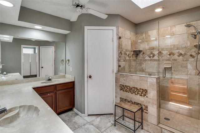 7504 Sean Drive, North Richland Hills, TX 76182